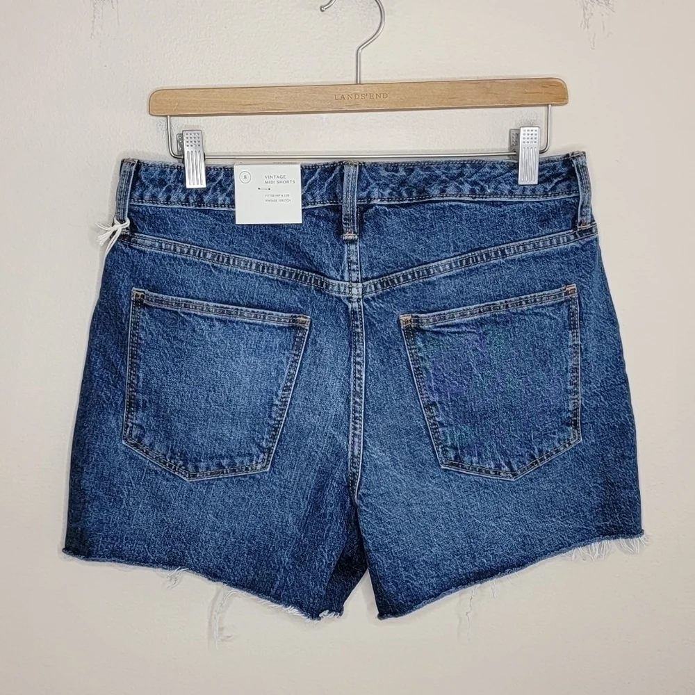 NWT Universal Thread | Vintage Midi Denim Jean Cut-Off High Rise Shorts Size 8